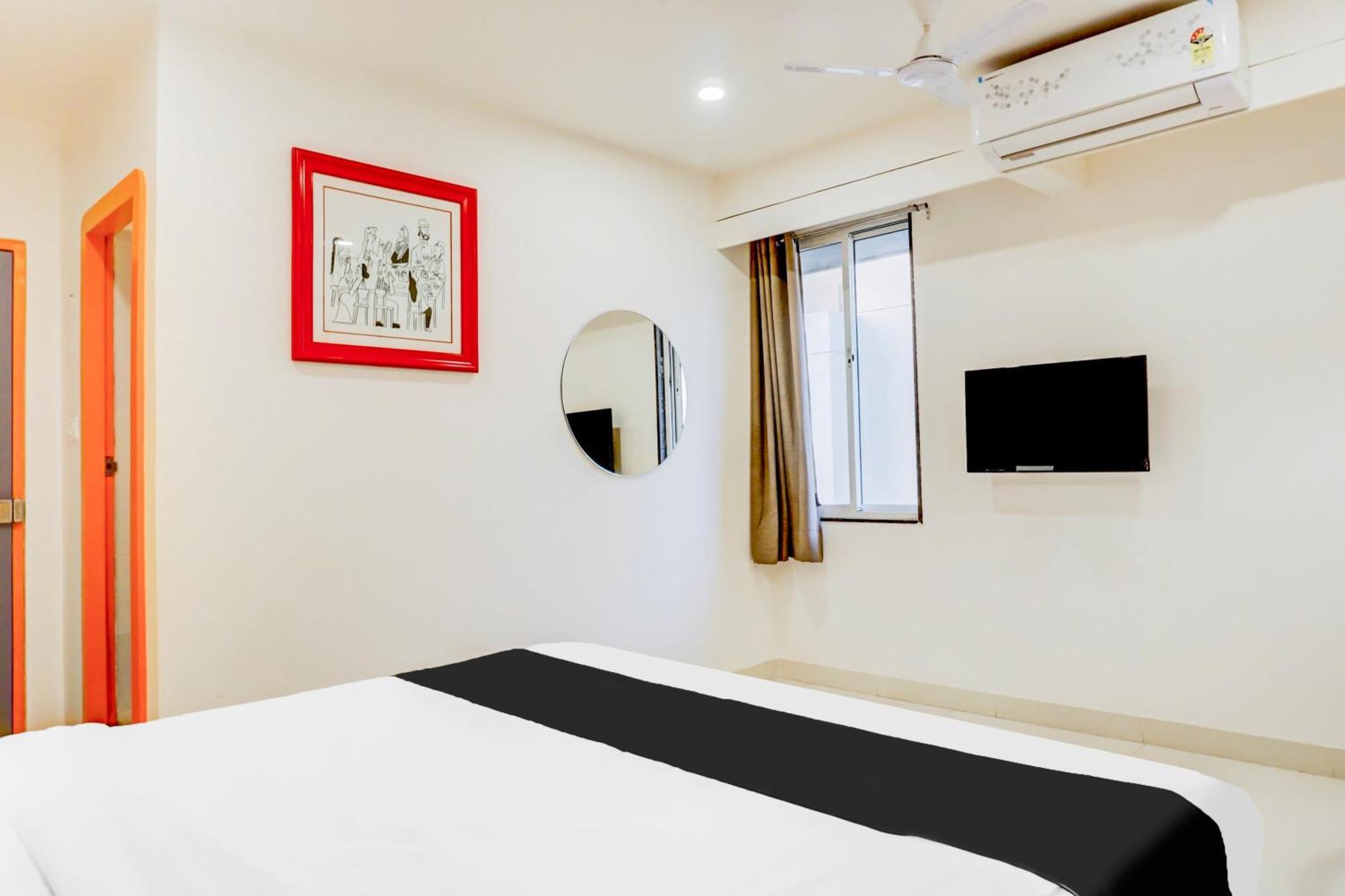 Townhouse Hadapsar Formerly Savali Hotel Pune